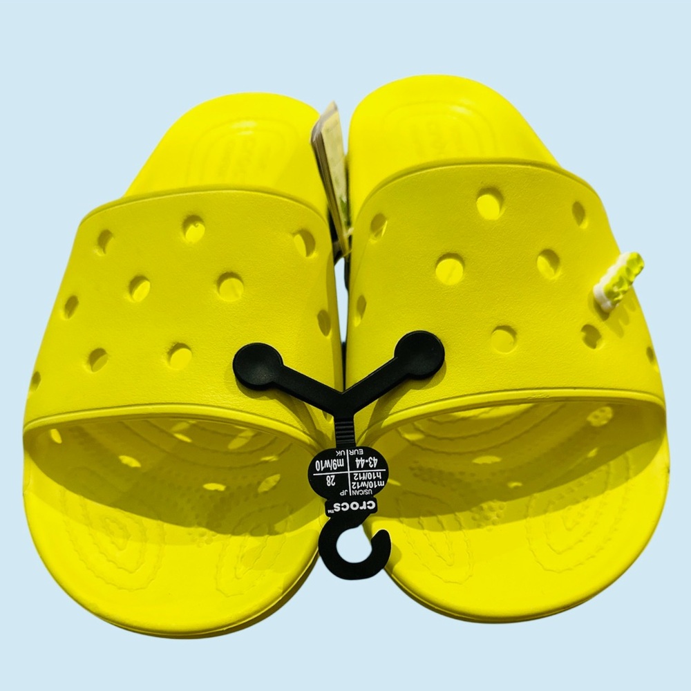 CROCS Classic Slide Sandals, Women’s Sz 12 (Men’s 10), color - citrus green NEW